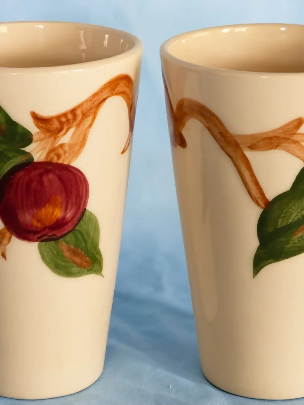 Beautiful and Stunning Franciscan Apple Tumblers. Set of 6. Made In USA!